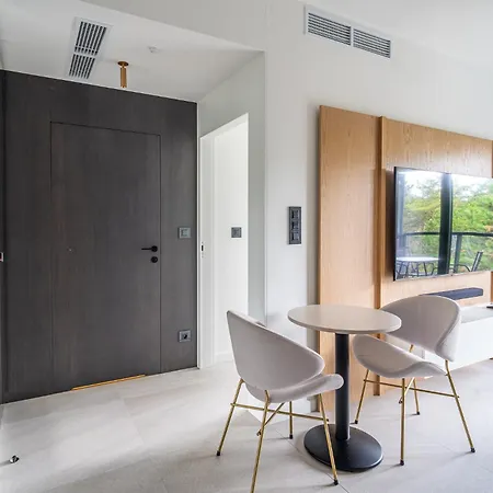 Shellter דירה רוגובו